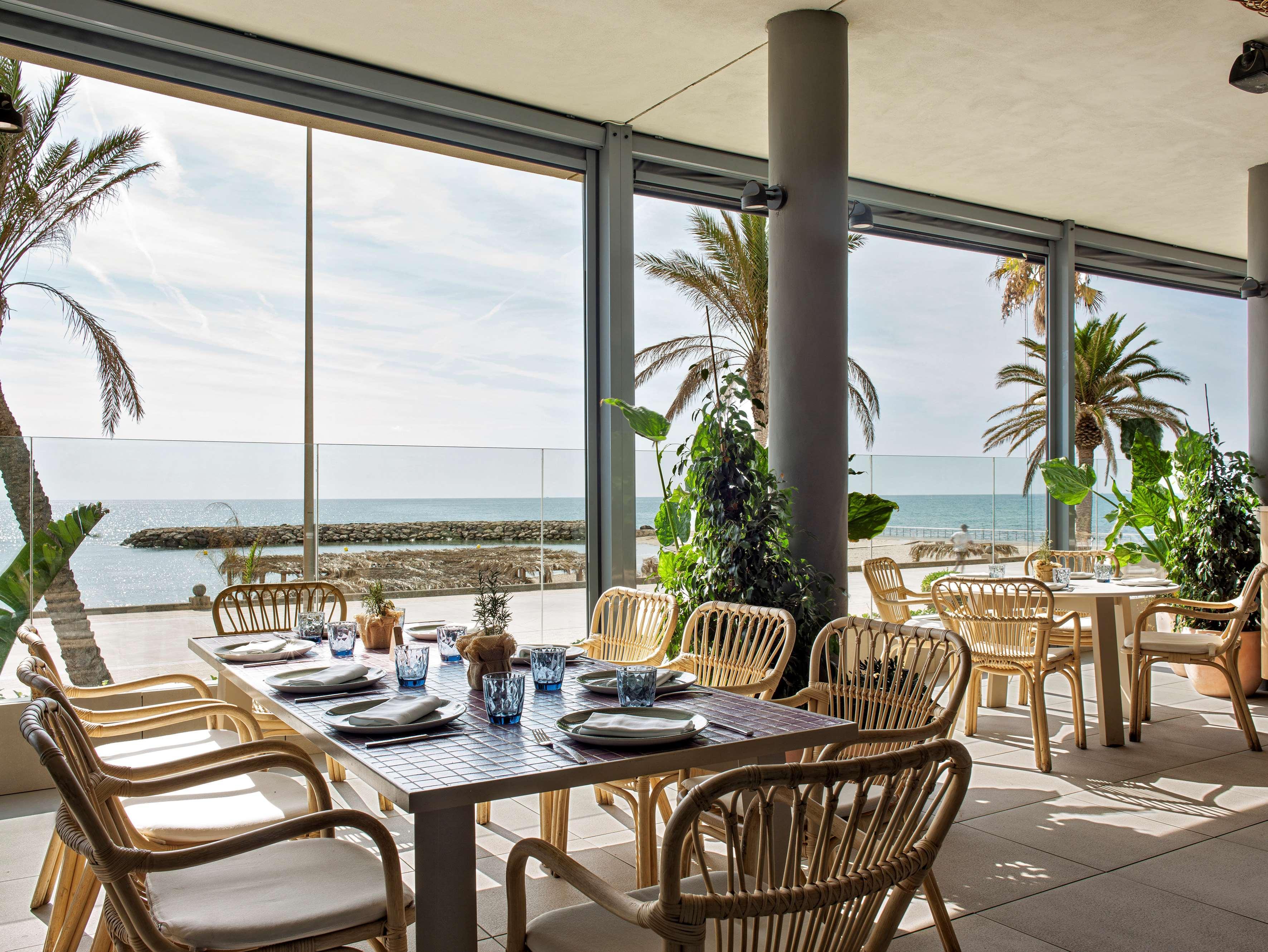 Me Sitges Terramar Hotel Ngoại thất bức ảnh Restaurant