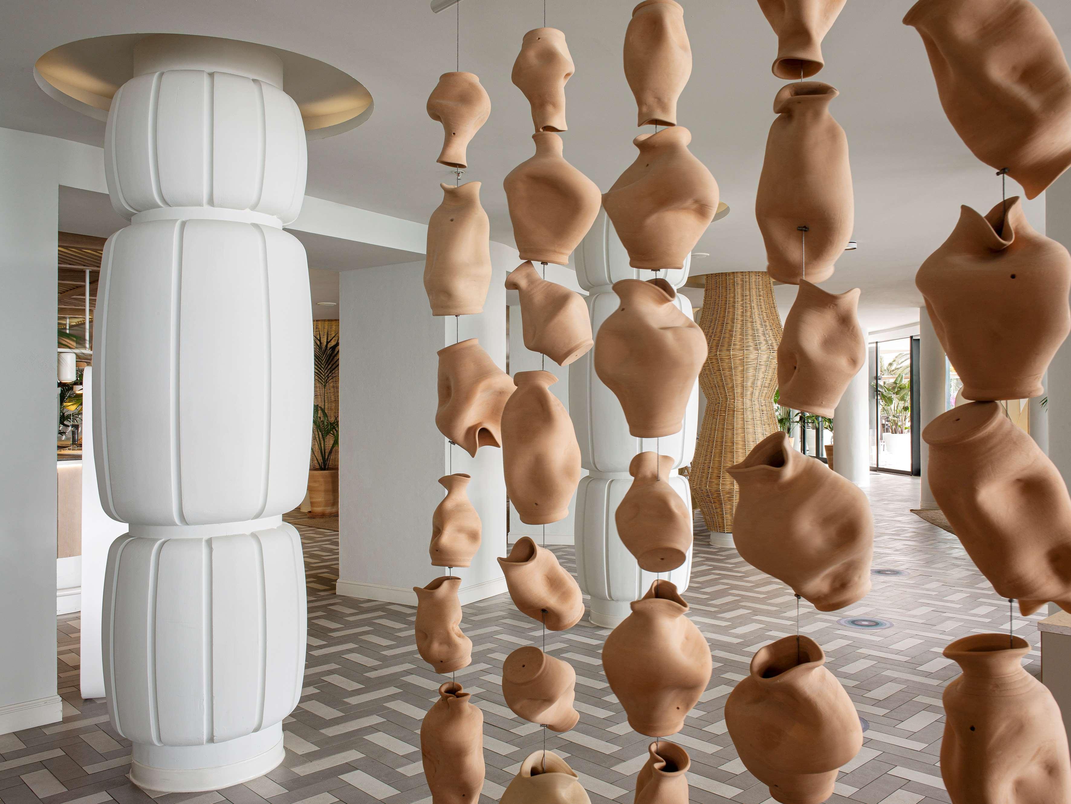 Me Sitges Terramar Hotel Ngoại thất bức ảnh Installation of the work "The 1000 Faces of the Sun" at the Hotel The Standard, East Village, New York City, 2015
