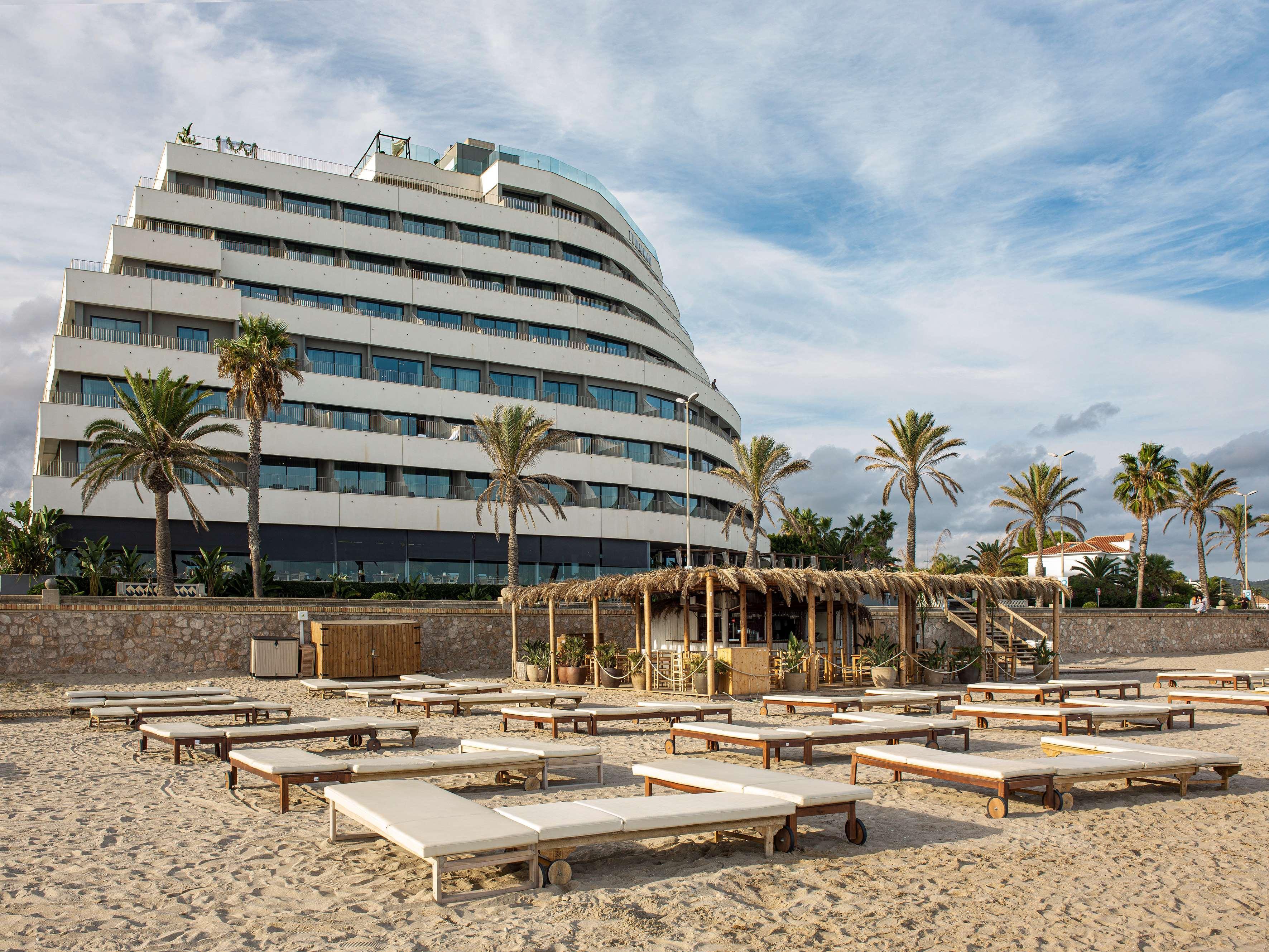 Me Sitges Terramar Hotel Ngoại thất bức ảnh