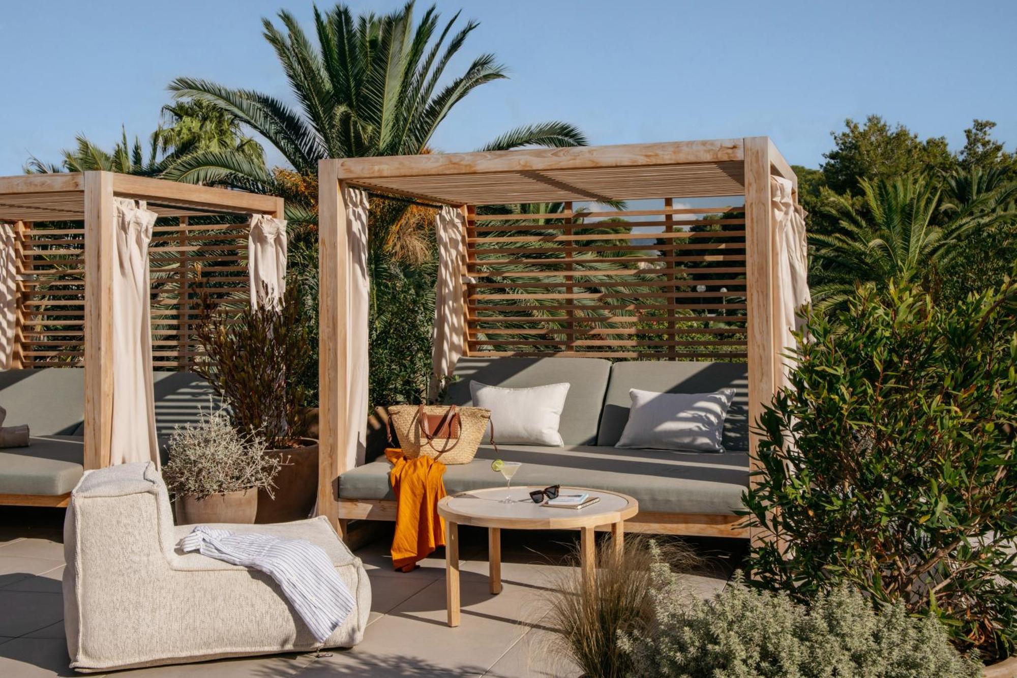 Me Sitges Terramar Hotel Ngoại thất bức ảnh Pergola